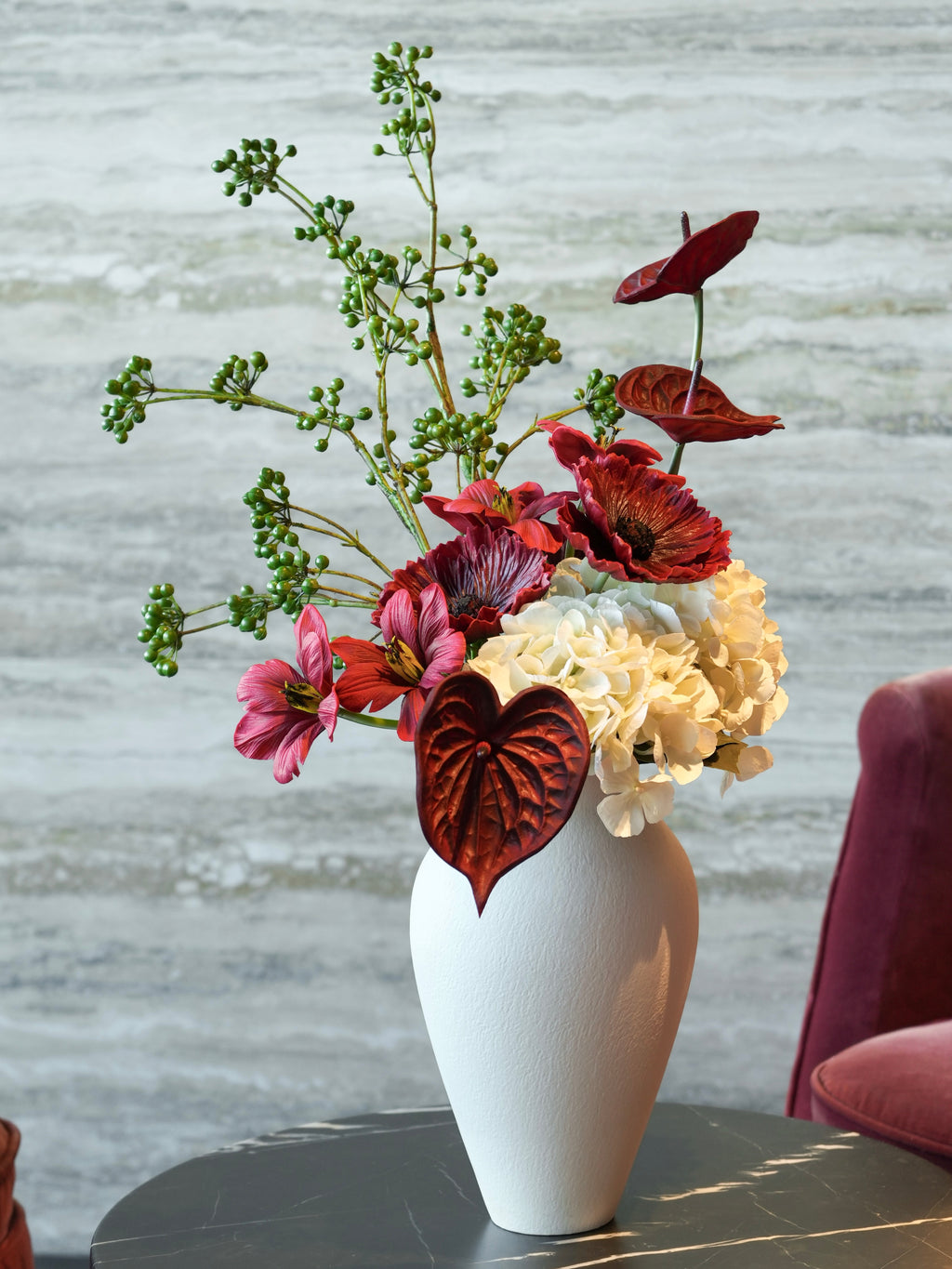 THE EVE - Soft Cream, Red & Green