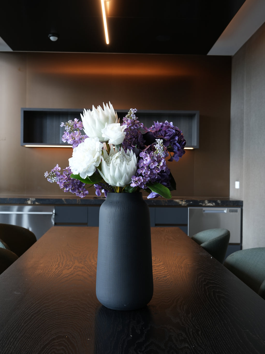 THE BLANC - Soft White & Purple