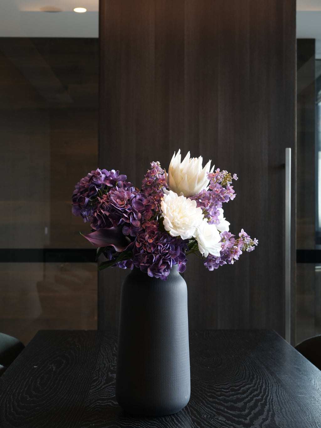 THE BLANC - Soft White & Purple