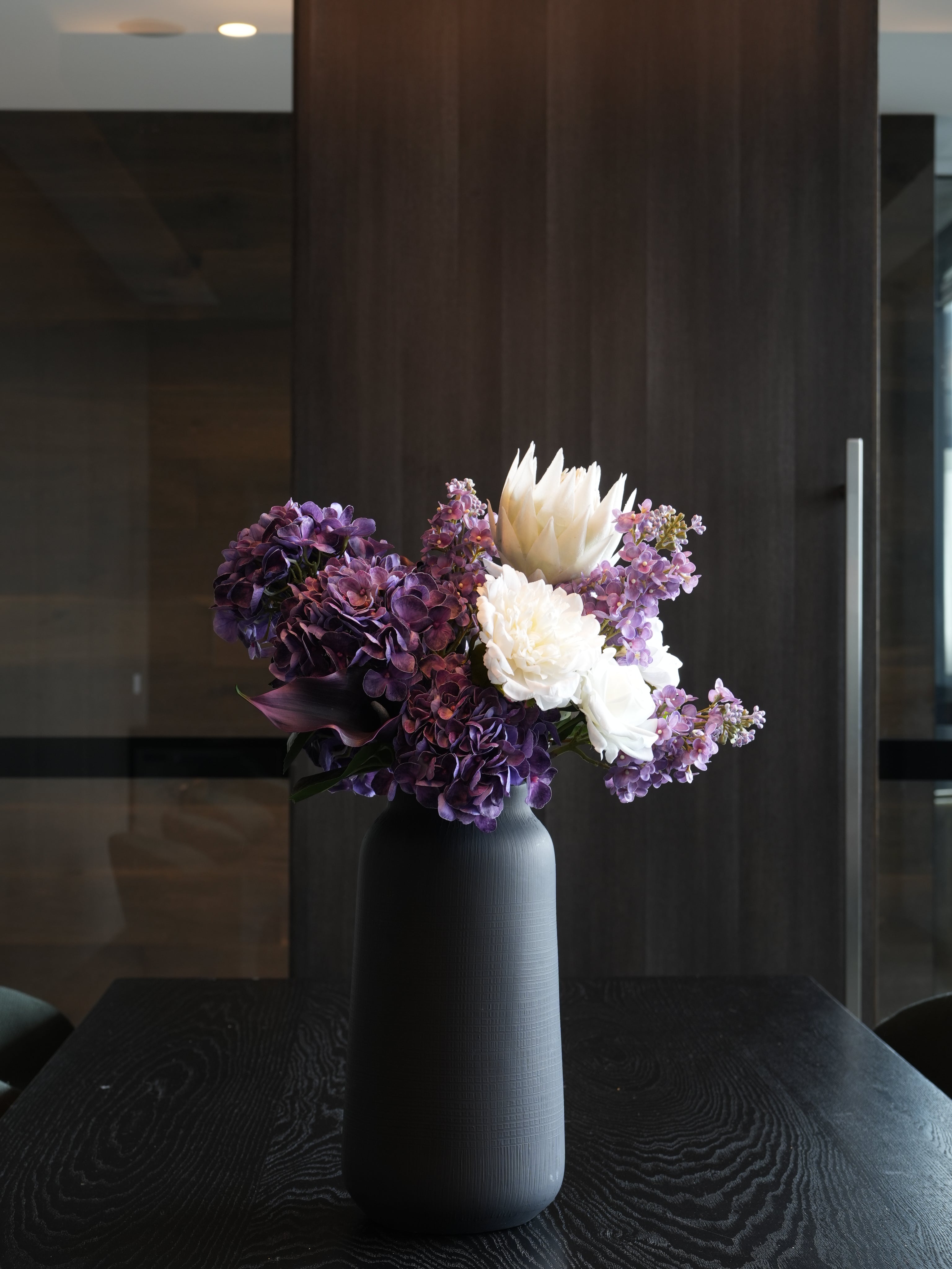 THE BLANC - Soft White & Purple