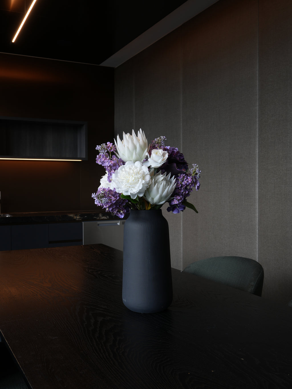 THE BLANC - Soft White & Purple