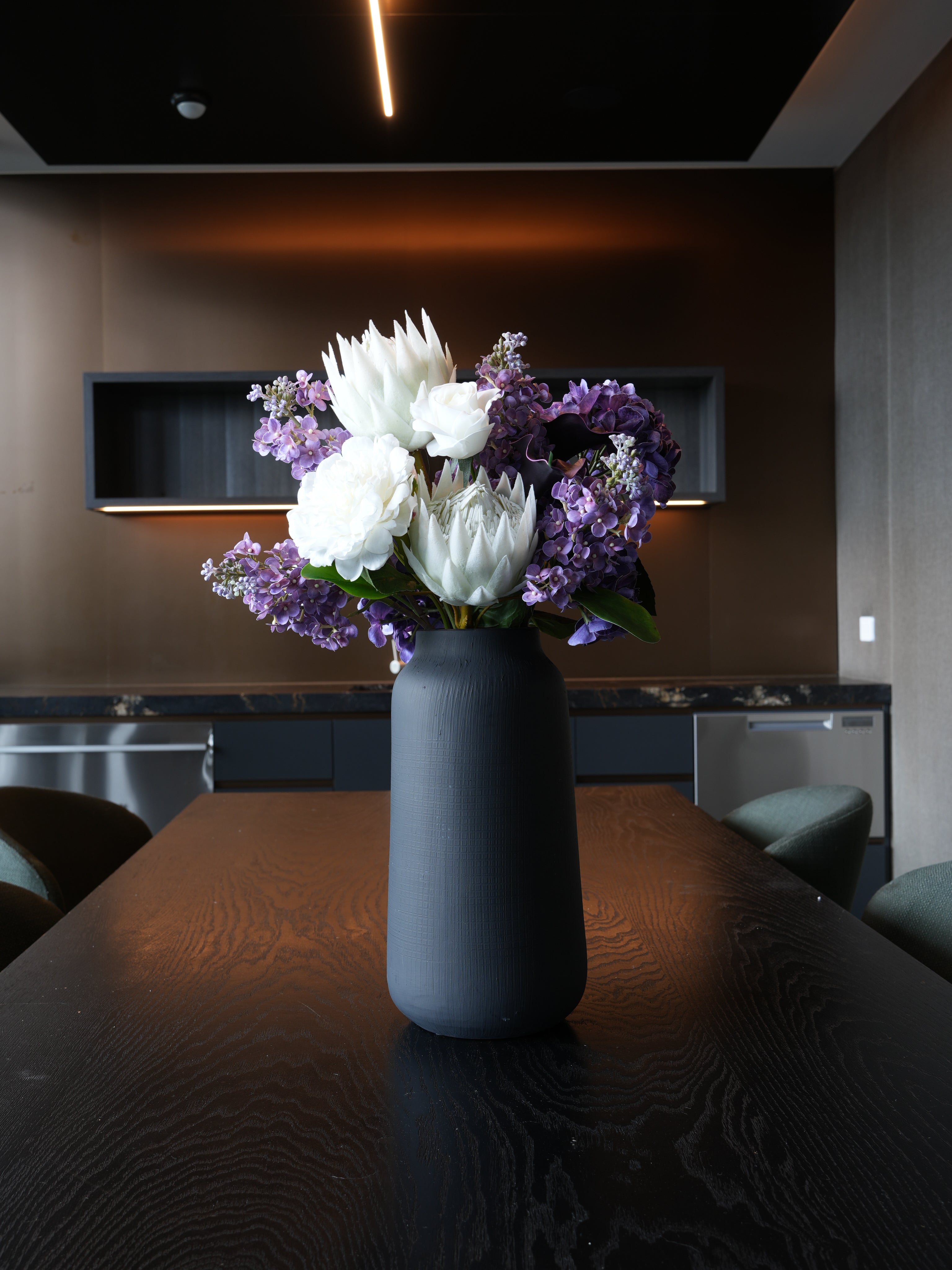 THE BLANC - Soft White & Purple