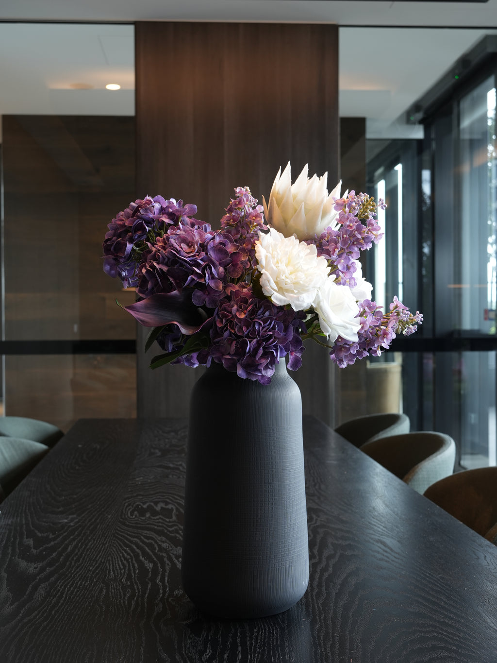 THE BLANC - Soft White & Purple