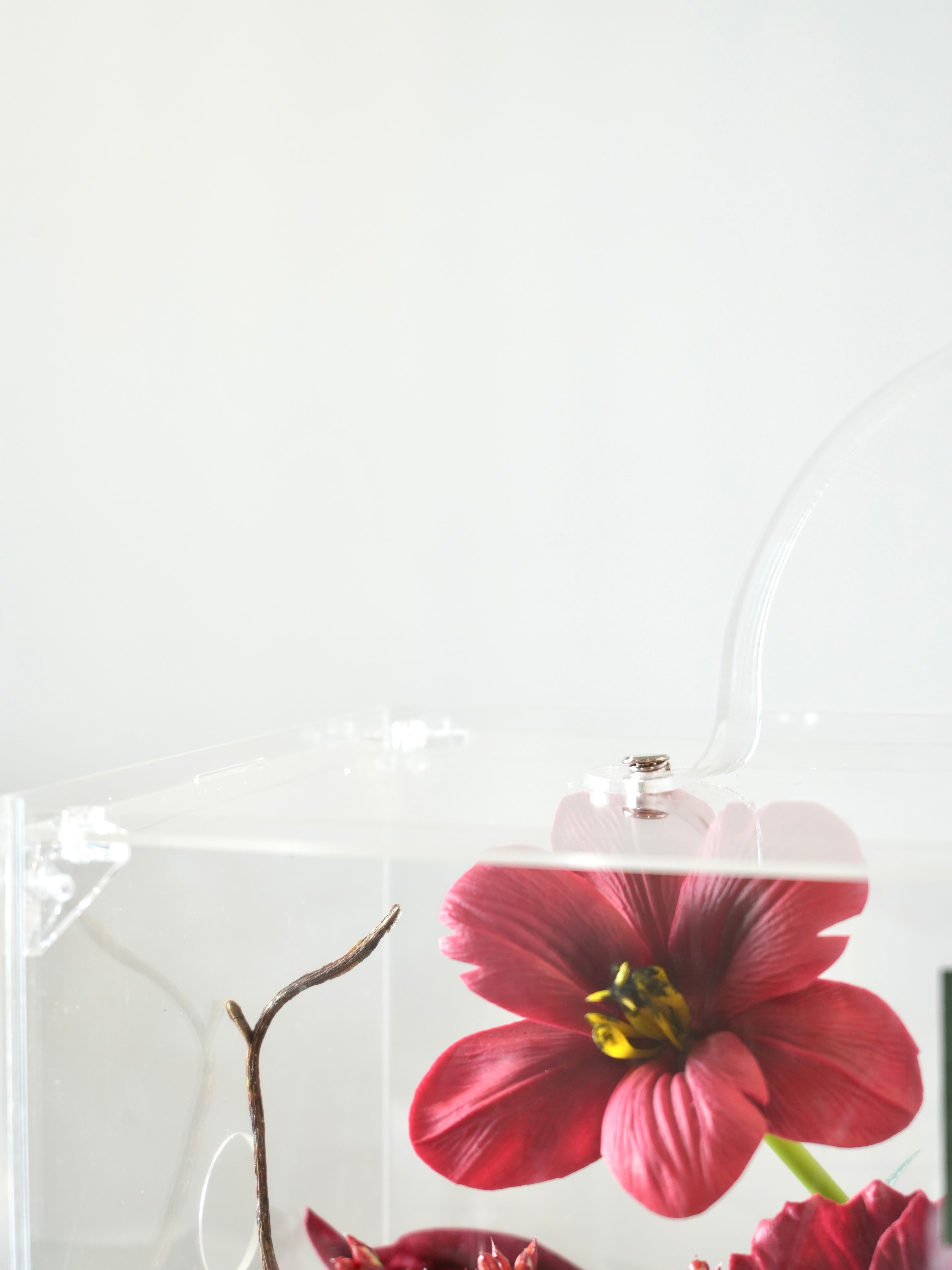 ACRYLIC FLOWER SUITCASE - Christmas Edition - Red & Green