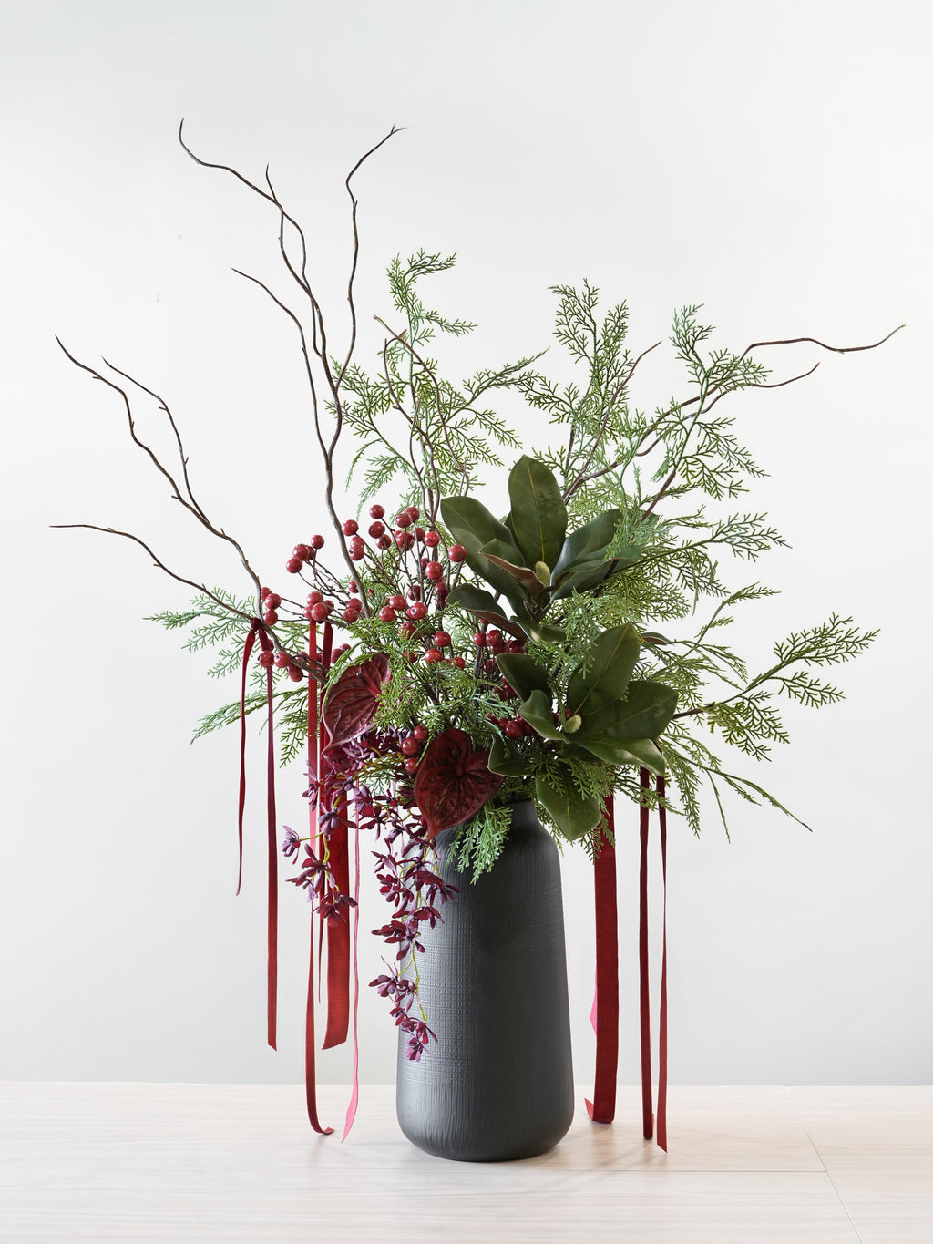 THE SYLAS - Green Foliage & Dark Red