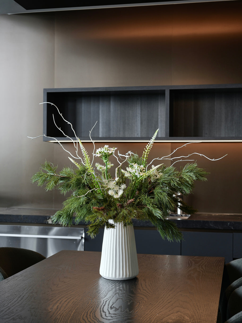 THE AIRE - Soft White, Green & Brown