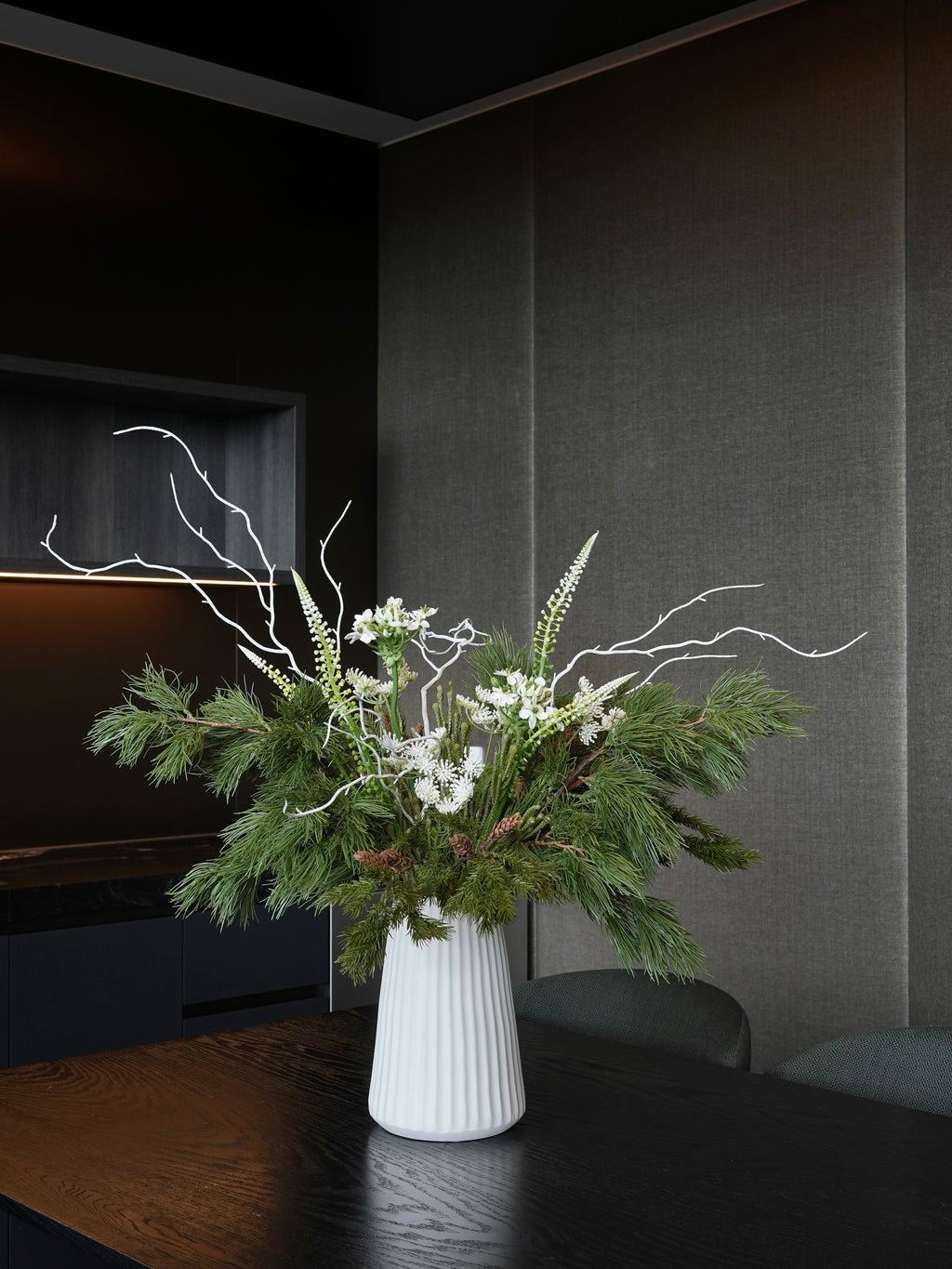 THE AIRE - Soft White, Green & Brown