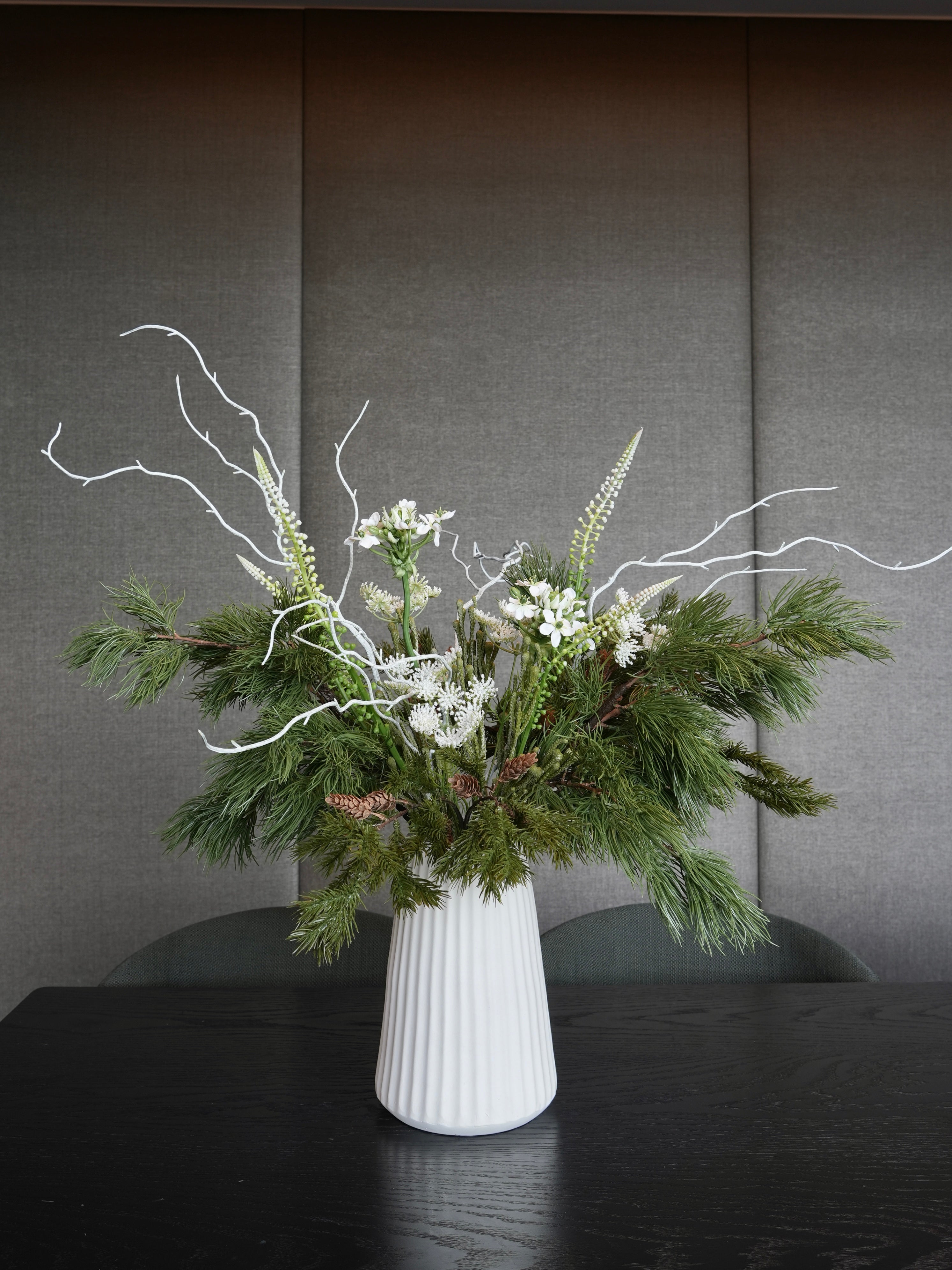 THE AIRE - Soft White, Green & Brown