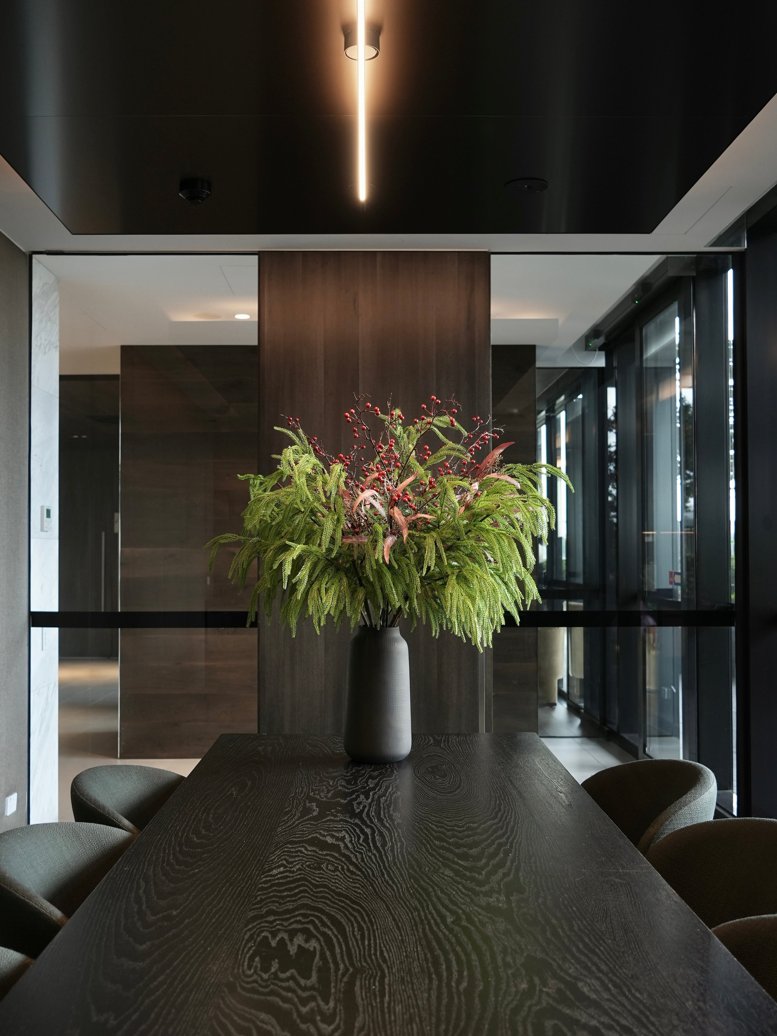 THE GROVE - Green Foliage & Red